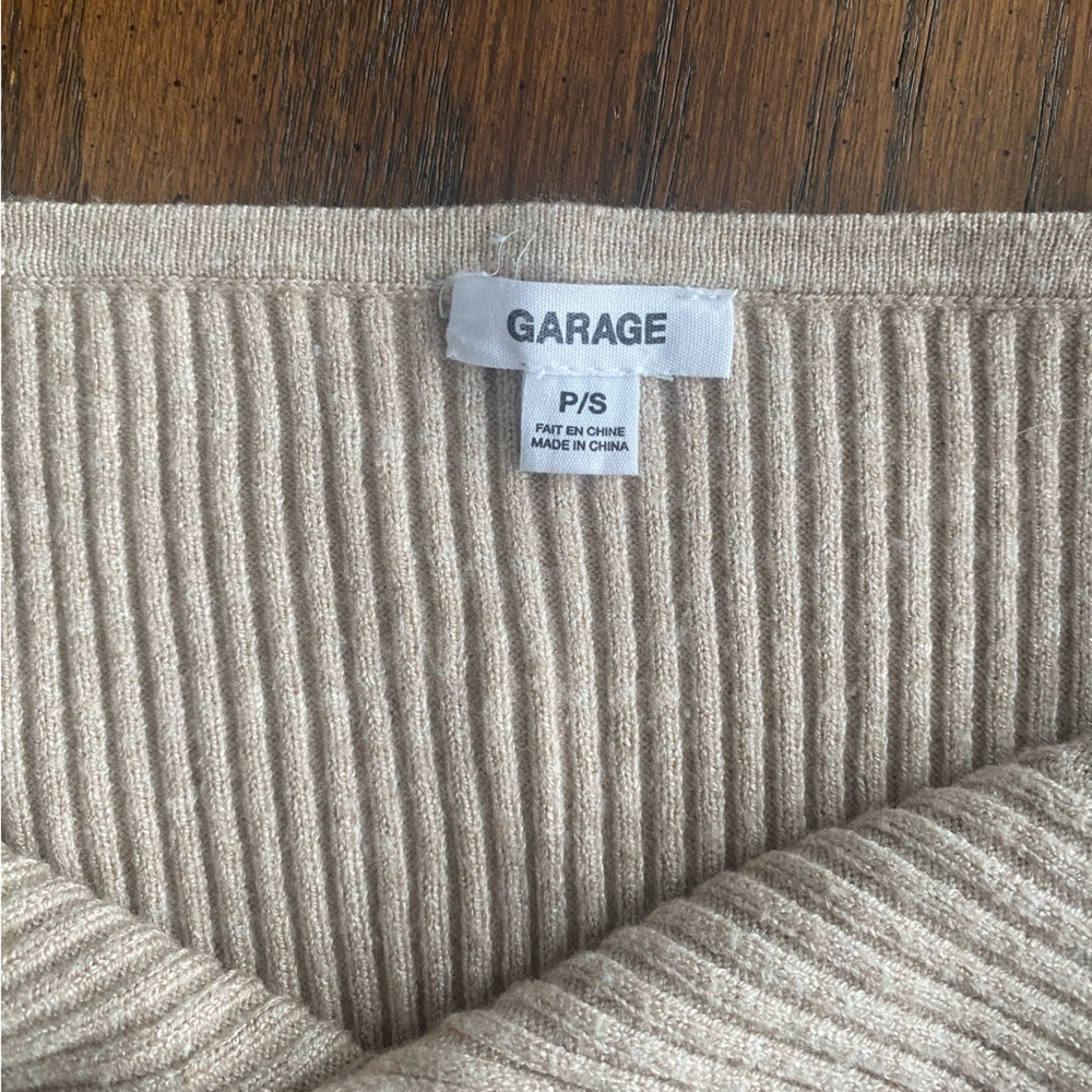 2/$15 Garage Tan Ribbed Knit Cropped Tank Small - Picture 3 of 9